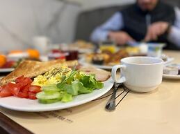 Sym Hotel - Chéraga