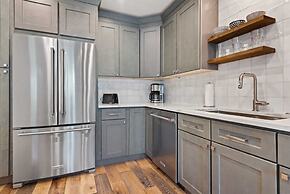 Luxury 3 Bedroom Condo in the Heart of Beaver Creek Village