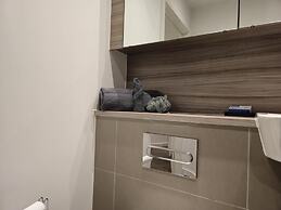 Luxurious 2-bed Haven in the Heart of Barking