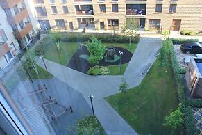 Luxurious 2-bed Haven in the Heart of Barking