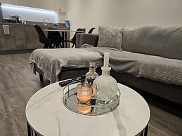 Luxurious 2-bed Haven in the Heart of Barking