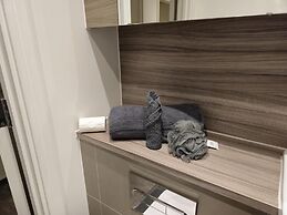 Luxurious 2-bed Haven in the Heart of Barking