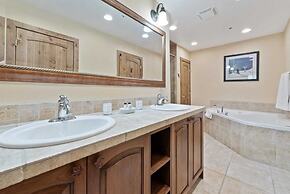 2 Bedroom Condo in the Heart of Beaver Creek Village