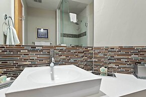 2 Bedroom Condo in the Heart of Beaver Creek Village