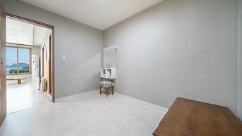 Namhae Familyae Pension