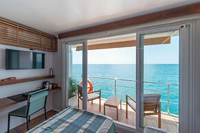 Ocean Diamond by Sail Lanka