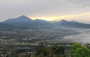 Snow Princess Mountain Glamping Resort at Clubbali, Lembang