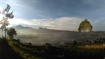 Snow Princess Mountain Glamping Resort at Clubbali, Lembang