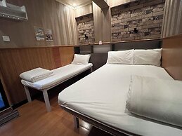 HK Peaceful Guesthouse