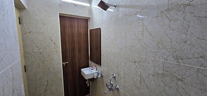 Hotel NJ RESIDENCY NEAR DLF IT PARK, RMZ SOFTWARE PARK, L&T ECC, CHENN