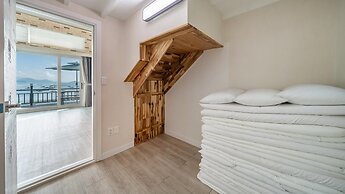 Yeosu Arum Oceanview Whole House Pension