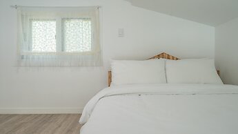 Yeosu Arum Oceanview Whole House Pension