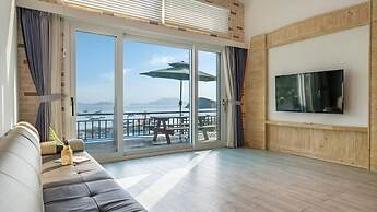 Yeosu Arum Oceanview Whole House Pension