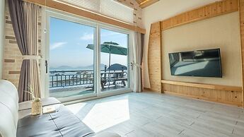 Yeosu Arum Oceanview Whole House Pension