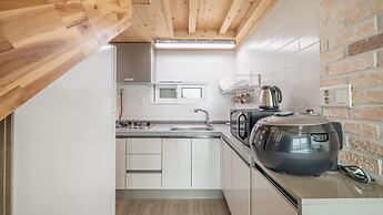 Yeosu Arum Oceanview Whole House Pension