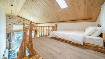 Yeosu Arum Oceanview Whole House Pension