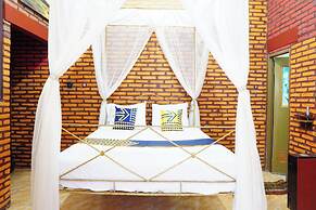 SPOT ON 92698 Holy HomestayNearWisata Kopi Desa Tamansari