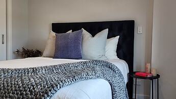 Enfield Lux- Brand New Apartment