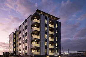 Enfield Lux- Brand New Apartment