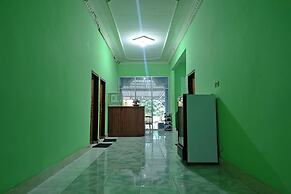 OYO 92892 Aini Homestay