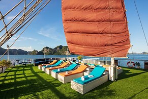 Le Journey Calypso & Boutique Pool Cruises