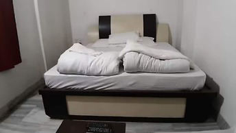 Hotel Midtown Chapra