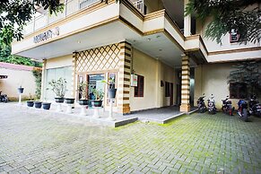 Super OYO Resident- K Syariah