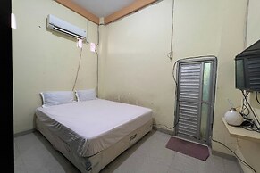 OYO 93053 Ziza Kost82 Syariah