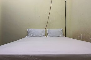 OYO 93053 Ziza Kost82 Syariah