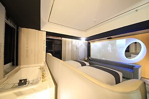 MOVIETEL