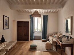 La Belle Histoire
