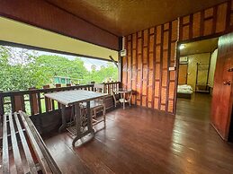 Suree Garden Resort & Karaoke