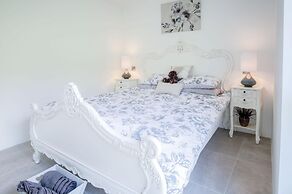 Waters Edge - 2 Bedroom Apartment - Tenby