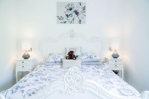 Waters Edge - 2 Bedroom Apartment - Tenby