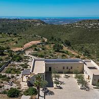 Dimora Degli Ulivi 10 Emma Villas