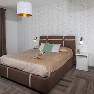 Dimora Degli Ulivi 10 Emma Villas