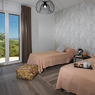 Dimora Degli Ulivi 10 Emma Villas