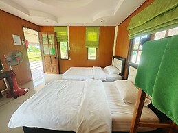 OYO 75497 Uncle Odd Talay View Resort