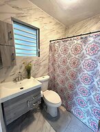 Zen 2br Near Beaches And Attractions