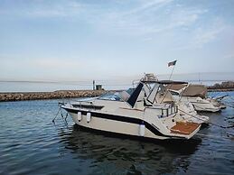 Virginia Bed and Boat