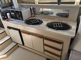 Virginia Bed and Boat