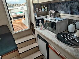 Virginia Bed and Boat