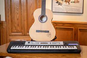 Nature Inspired Villa Designed for Wellness