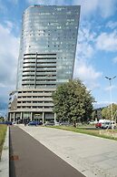 Modern Studio Hanza Tower by Renters