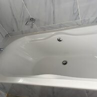 Exquisite 3 bed With Pool and Solar - 2238