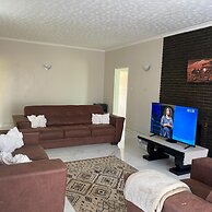 Exquisite 3 bed With Pool and Solar - 2238