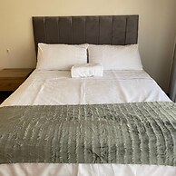 Exquisite 3 bed With Pool and Solar - 2238