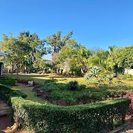 Exquisite 3 bed With Pool and Solar - 2238