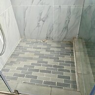 Exquisite 3 bed With Pool and Solar - 2238