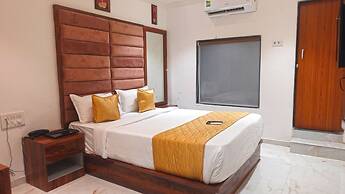 Hotel Palms Residency